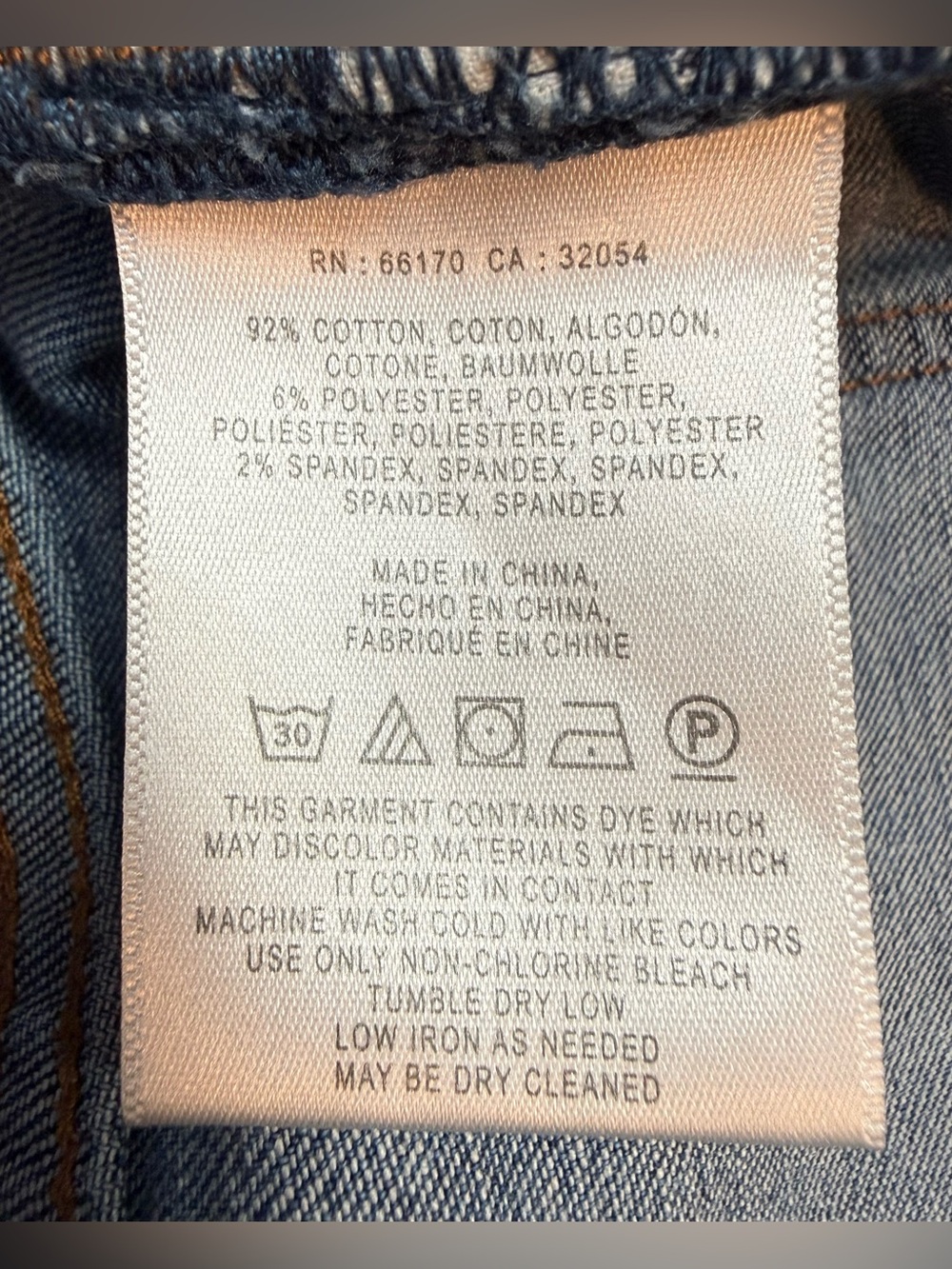 Pilcro Hyphen Cuffed Cropped Women's Jeans in Medium distressed Blue Denim 31 - Picture 13 of 15